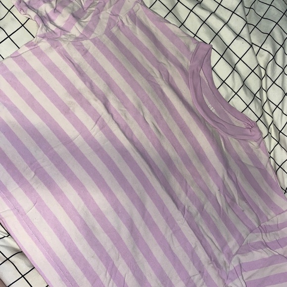 striped cropped tee - Picture 2 of 3